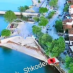 Willa Artists Szkodra