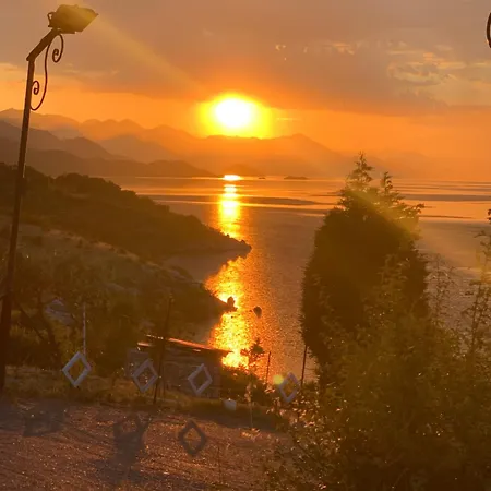 Vila Artists Shkodër